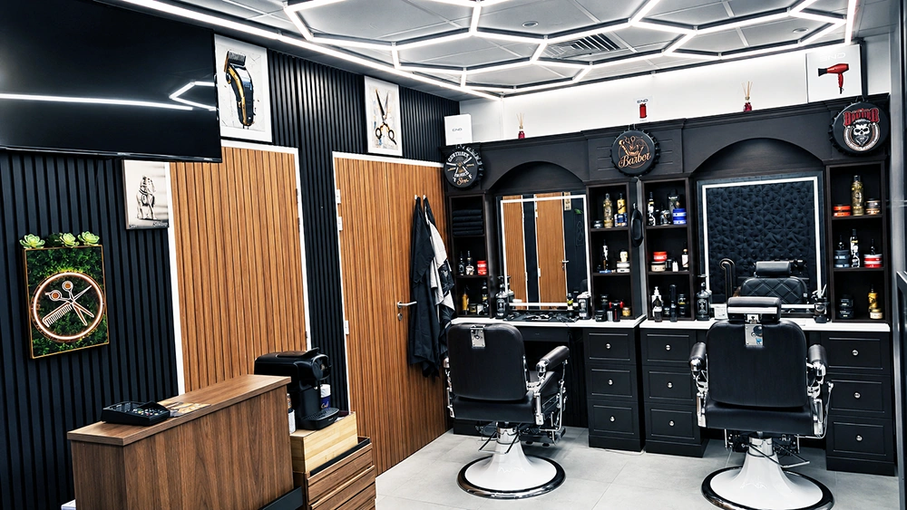 Madani barber coiffeur à Épinay-sous-Sénart 91860 salon coiffure homme