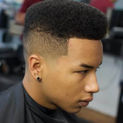 Pompadour homme coiffeur à Épinay-sous-Sénart 91860 coupe tendance barber